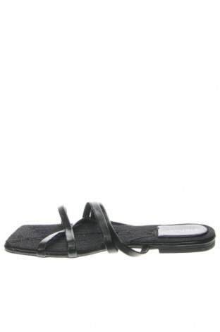 Pantofle Stephan, Velikost 39, Barva Černá, Cena  458,00 Kč