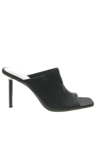Papuci Zara, Mărime 41, Culoare Negru, Preț 78,39 Lei