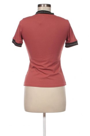 Γυναικεία μπλούζα, Μέγεθος M, Χρώμα Σάπιο μήλο, Τιμή 9,74 €