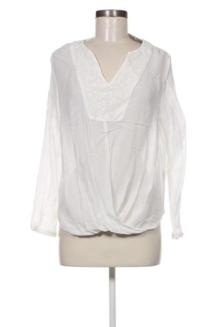 Дамска блуза, Размер M, Цвят Бял, Цена 3,80 лв.