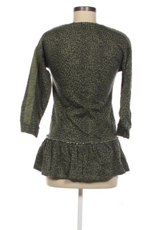 Дамска блуза, Размер S, Цвят Зелен, Цена 3,04 лв.