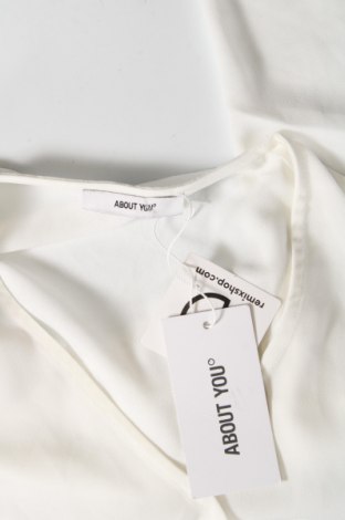 Дамска блуза About You, Размер S, Цвят Бял, Цена 11,96 лв.