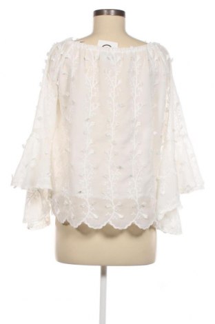 Дамска блуза Apricot, Размер S, Цвят Бял, Цена 17,00 лв.