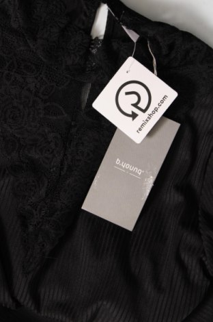 Γυναικεία μπλούζα B.Young, Μέγεθος S, Χρώμα Μαύρο, Τιμή 9,59 €