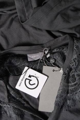 Damen Shirt B.Young, Größe M, Farbe Grau, Preis € 5,69