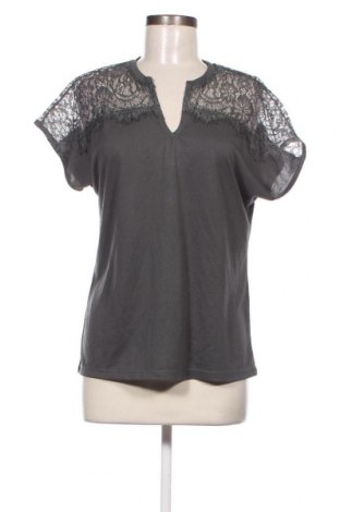 Γυναικεία μπλούζα B.Young, Μέγεθος M, Χρώμα Γκρί, Τιμή 5,69 €