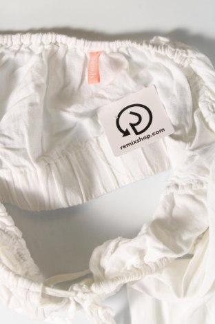 Γυναικεία μπλούζα Bench, Μέγεθος XS, Χρώμα Λευκό, Τιμή 3,79 €