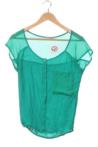 Damen Shirt Bershka, Größe XS, Farbe Grün, Preis 3,85 €