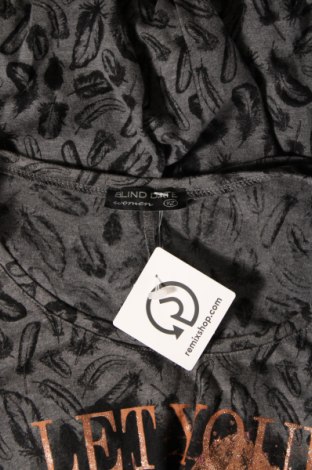 Γυναικεία μπλούζα Blind Date, Μέγεθος L, Χρώμα Γκρί, Τιμή 11,75 €