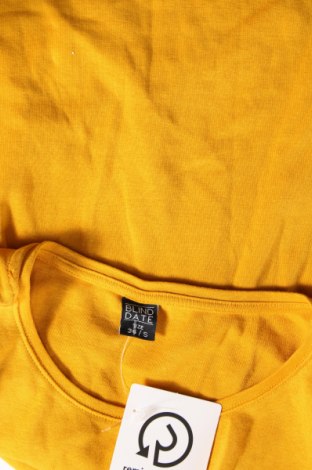 Γυναικεία μπλούζα Blind Date, Μέγεθος S, Χρώμα Κίτρινο, Τιμή 4,70 €