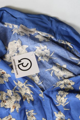 Дамска блуза By Malene Birger, Размер XXS, Цвят Син, Цена 56,58 лв.