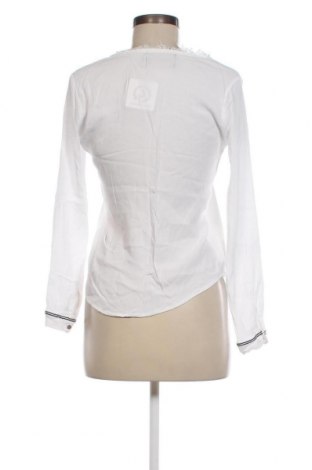 Γυναικεία μπλούζα Caddis Fly, Μέγεθος M, Χρώμα Λευκό, Τιμή 5,63 €
