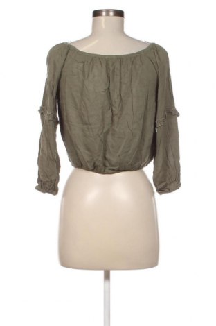 Дамска блуза Charlotte Russe, Размер S, Цвят Зелен, Цена 15,88 лв.