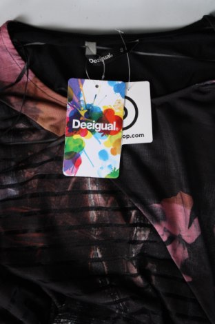 Дамска блуза Desigual, Размер S, Цвят Многоцветен, Цена 58,32 лв.
