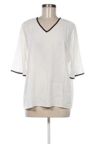 Γυναικεία μπλούζα Gabrielle by Molly Bracken, Μέγεθος XL, Χρώμα Λευκό, Τιμή 39,69 €