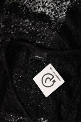 Damen Shirt Gina Tricot, Größe M, Farbe Schwarz, Preis 4,04 €