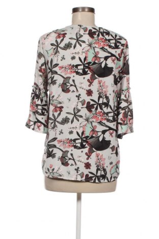 Damen Shirt Gina Tricot, Größe S, Farbe Mehrfarbig, Preis 5,22 €