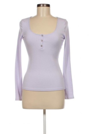 Дамска блуза Guess, Размер S, Цвят Лилав, Цена 50,76 лв.