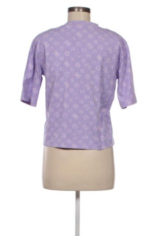Дамска блуза Guess, Размер S, Цвят Лилав, Цена 108,00 лв.