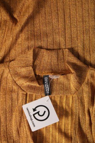 Дамска блуза H&M Divided, Размер L, Цвят Златист, Цена 3,80 лв.