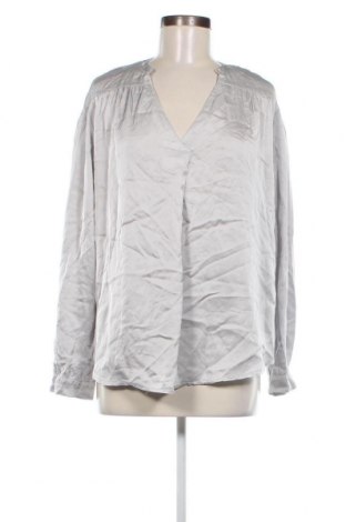 Damen Shirt Heart Kiss, Größe L, Farbe Grau, Preis 5,01 €