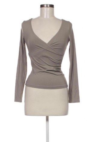 Дамска блуза Hennes, Размер XS, Цвят Сив, Цена 6,65 лв.