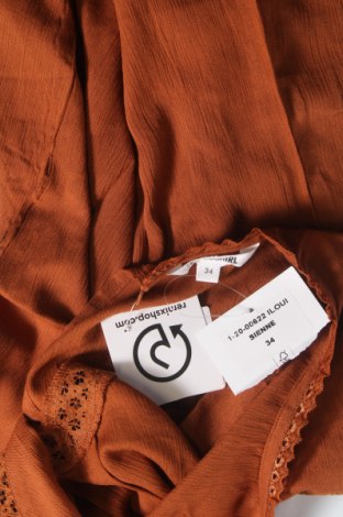 Γυναικεία μπλούζα Irl, Μέγεθος XS, Χρώμα Καφέ, Τιμή 5,59 €