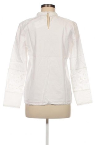 Damen Shirt Irl, Größe M, Farbe Weiß, Preis € 15,98