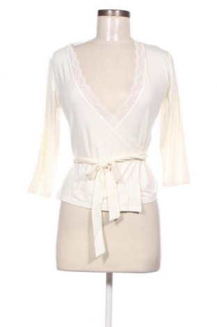 Дамска блуза Irl, Размер XS, Цвят Бял, Цена 7,75 лв.