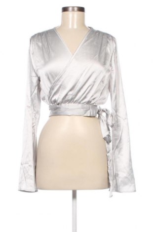 Damen Shirt NA-KD, Größe XS, Farbe Grau, Preis € 39,69