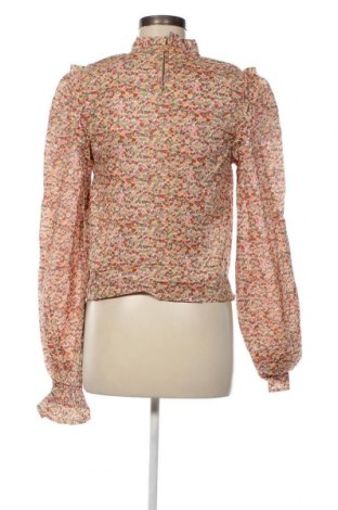 Damen Shirt NA-KD, Größe S, Farbe Mehrfarbig, Preis 17,86 €