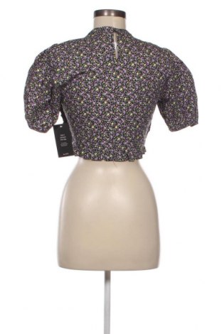 Damen Shirt NA-KD, Größe S, Farbe Mehrfarbig, Preis 26,59 €