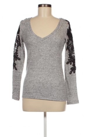 Γυναικεία μπλούζα Naf Naf, Μέγεθος XS, Χρώμα Γκρί, Τιμή 11,91 €