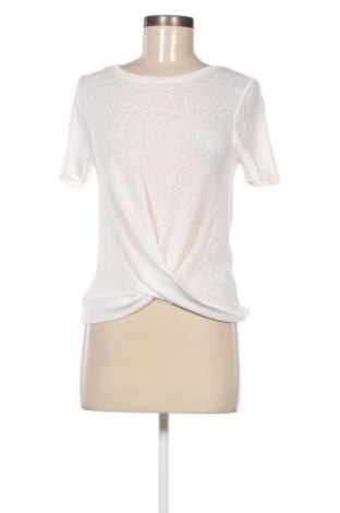 Дамска блуза ONLY, Размер M, Цвят Бял, Цена 9,00 лв.