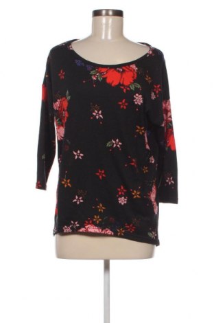 Γυναικεία μπλούζα ONLY, Μέγεθος S, Χρώμα Πολύχρωμο, Τιμή 12,37 €