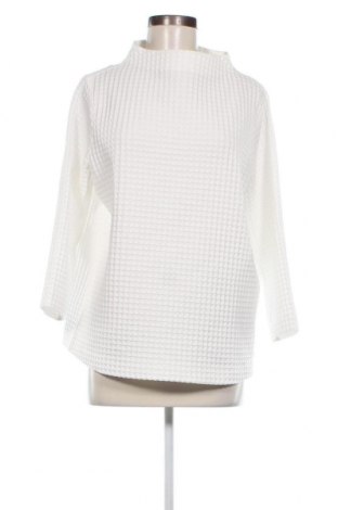 Дамска блуза Opus, Размер L, Цвят Бял, Цена 27,36 лв.