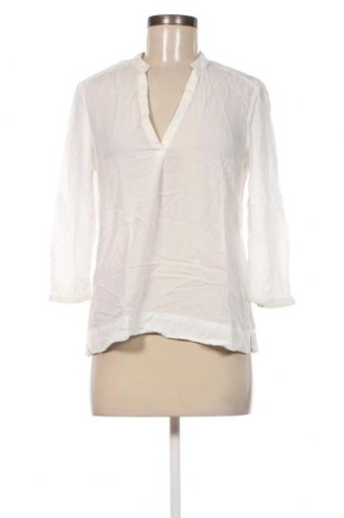 Damen Shirt Q/S by S.Oliver, Größe S, Farbe Weiß, Preis 9,69 €