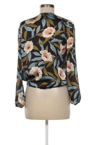 Дамска блуза Rinascimento, Размер S, Цвят Многоцветен, Цена 58,32 лв.