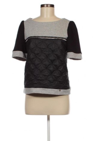 Γυναικεία μπλούζα Rinascimento, Μέγεθος S, Χρώμα Πολύχρωμο, Τιμή 17,81 €