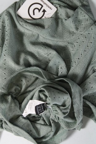 Дамска блуза SHEIN, Размер XS, Цвят Син, Цена 5,87 лв.