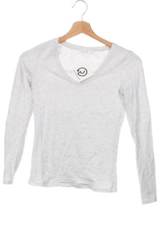 Damen Shirt Terranova, Größe XS, Farbe Grau, Preis 4,67 €