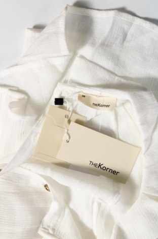 Γυναικεία μπλούζα The Korner, Μέγεθος M, Χρώμα Λευκό, Τιμή 17,86 €
