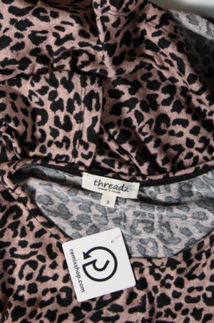 Γυναικεία μπλούζα Threadz, Μέγεθος S, Χρώμα Πολύχρωμο, Τιμή 3,15 €