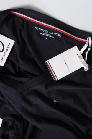 Дамска блуза Tommy Hilfiger, Размер S, Цвят Черен, Цена 48,30 лв.