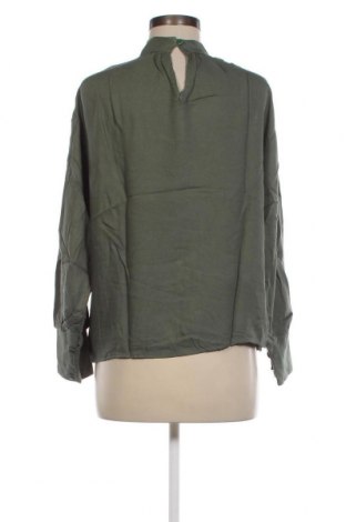 Дамска блуза Trendyol, Размер S, Цвят Зелен, Цена 19,25 лв.
