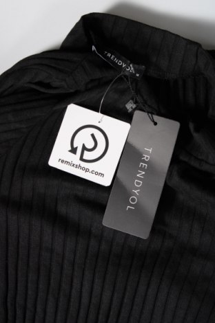 Дамска блуза Trendyol, Размер M, Цвят Черен, Цена 26,95 лв.