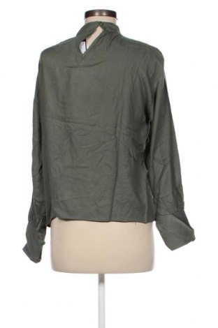 Дамска блуза Trendyol, Размер XS, Цвят Зелен, Цена 11,55 лв.