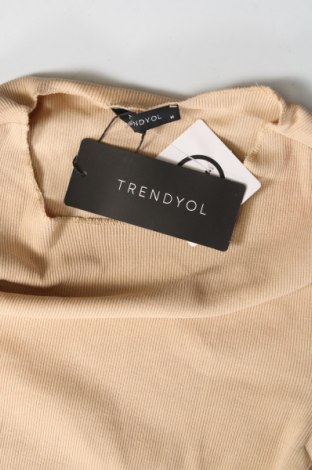 Bluză de femei Trendyol, Mărime M, Culoare Bej, Preț 253,29 Lei
