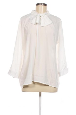 Дамска блуза Trendyol, Размер L, Цвят Бял, Цена 11,55 лв.