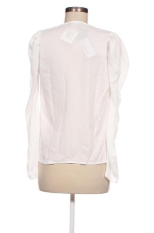 Damen Shirt Trendyol, Größe XS, Farbe Weiß, Preis 5,95 €